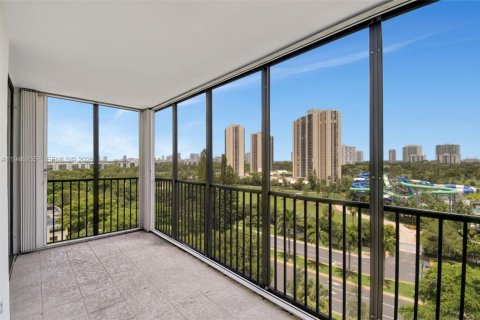 Купить кондоминиум в Авентура, Флорида 2 спальни, 121.52м2, № 2002373 - фото 27