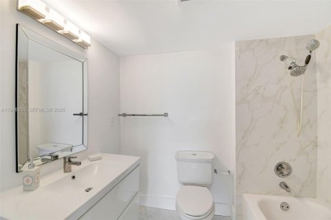 Купить кондоминиум в Авентура, Флорида 2 спальни, 121.52м2, № 2002373 - фото 17