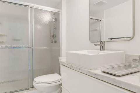 Купить кондоминиум в Авентура, Флорида 2 спальни, 121.52м2, № 2002373 - фото 23