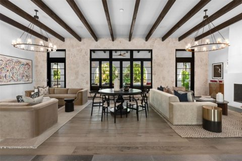 Casa en venta en Miami, Florida, 7 dormitorios, 555.28 m2 № 1896014 - foto 4