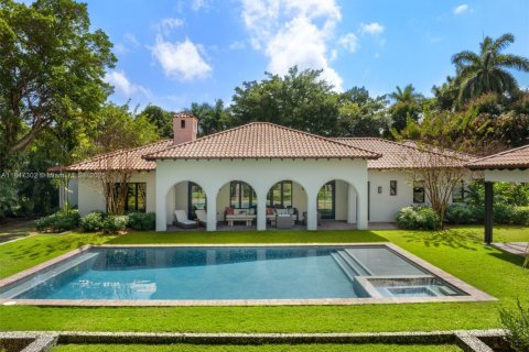 Casa en venta en Miami, Florida, 7 dormitorios, 555.28 m2 № 1896014 - foto 2