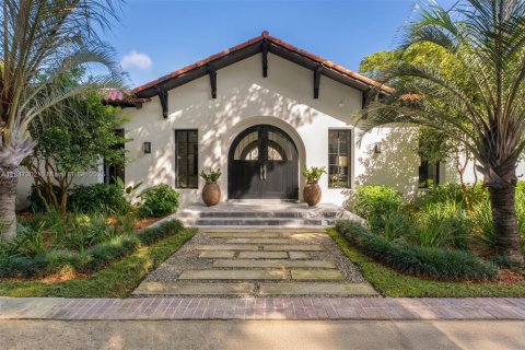 Casa en venta en Miami, Florida, 7 dormitorios, 555.28 m2 № 1896014 - foto 18