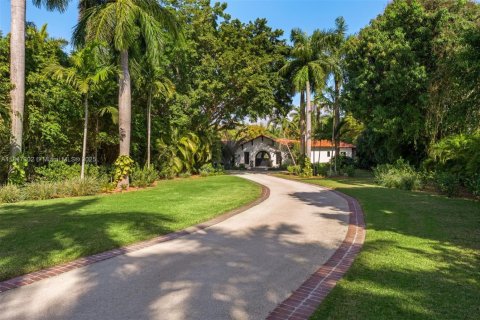 Casa en venta en Miami, Florida, 7 dormitorios, 555.28 m2 № 1896014 - foto 14