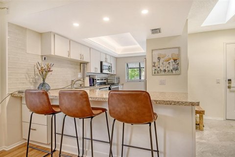 Condominio en alquiler en Sarasota, Florida, 2 dormitorios, 95.41 m2 № 1900528 - foto 10