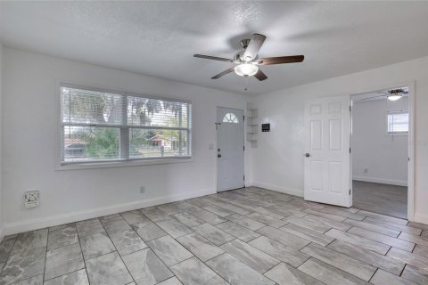 House in Daytona Beach, Florida 3 bedrooms, 92.9 sq.m. № 2229297 - photo 6