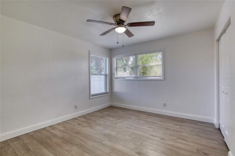 House in Daytona Beach, Florida 3 bedrooms, 92.9 sq.m. № 2229297 - photo 19