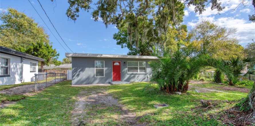 House in Daytona Beach, Florida 3 bedrooms, 92.9 sq.m. № 2229297