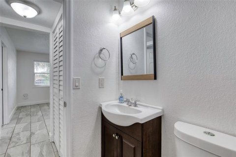 House in Daytona Beach, Florida 3 bedrooms, 92.9 sq.m. № 2229297 - photo 22
