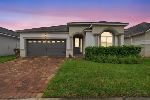 Villa ou maison à Kissimmee, Floride 4 chambres, 201.6 m2 № 2406672