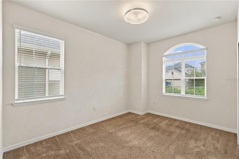 Villa ou maison à vendre à Kissimmee, Floride: 4 chambres, 201.6 m2 № 2406672 - photo 6