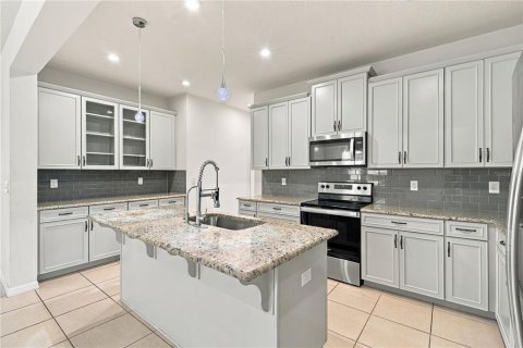 Villa ou maison à vendre à Kissimmee, Floride: 4 chambres, 201.6 m2 № 2406672 - photo 16