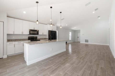 Casa en West Palm Beach, Florida 3 dormitorios, 136.01 m2 № 2247076