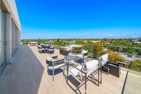 Купить кондоминиум в Делрей-Бич, Флорида 3 спальни, № 2036258 - фото 27