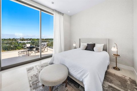 Купить кондоминиум в Делрей-Бич, Флорида 3 спальни, № 2036258 - фото 20