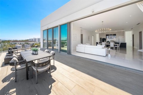 Купить кондоминиум в Делрей-Бич, Флорида 3 спальни, № 2036258 - фото 5