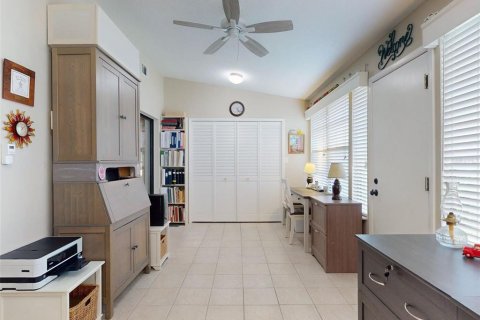Condo in DeBary, Florida, 2 bedrooms  № 1910873 - photo 28