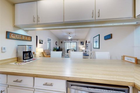 Condo in DeBary, Florida, 2 bedrooms  № 1910873 - photo 7