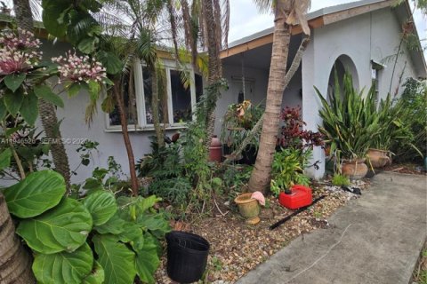 Casa en Homestead, Florida 3 dormitorios, 146.6 m2 № 2003366