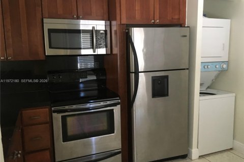 Copropriété à vendre à Miami, Floride: 2 chambres, 113.71 m2 № 2041928 - photo 12