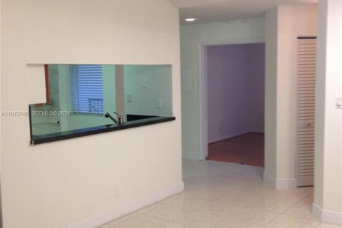 Copropriété à vendre à Miami, Floride: 2 chambres, 113.71 m2 № 2041928 - photo 7
