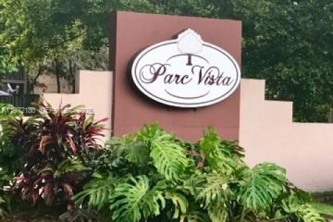 Condo à Miami, Floride, 2 chambres  № 2041928