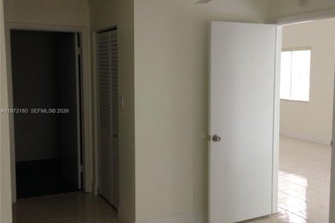 Copropriété à vendre à Miami, Floride: 2 chambres, 113.71 m2 № 2041928 - photo 16