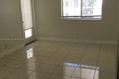 Copropriété à vendre à Miami, Floride: 2 chambres, 113.71 m2 № 2041928 - photo 9