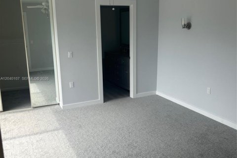 Touwnhouse à vendre à West Palm Beach, Floride: 2 chambres, 114.83 m2 № 2262759 - photo 11