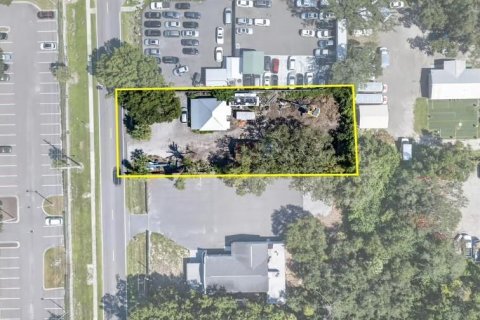 Commercial property in Tampa, Florida 63.55 sq.m. № 2411639 - photo 2