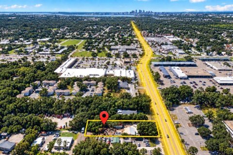 Commercial property in Tampa, Florida 63.55 sq.m. № 2411639