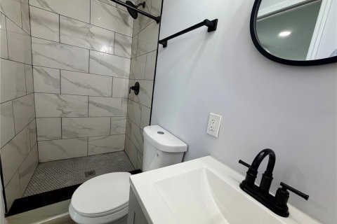 Villa ou maison à vendre à Tampa, Floride: 8 chambres, 235.23 m2 № 2410347 - photo 30