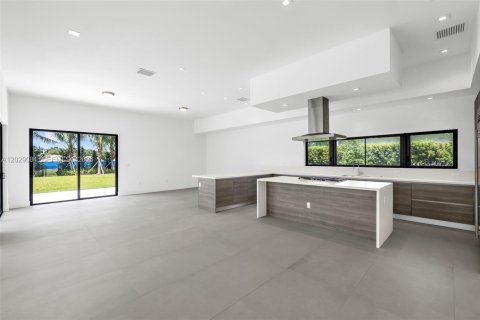 Casa en venta en Weston, Florida, 5 dormitorios, 498.7 m2 № 2243317 - foto 26