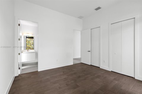 Casa en venta en Weston, Florida, 5 dormitorios, 498.7 m2 № 2243317 - foto 19