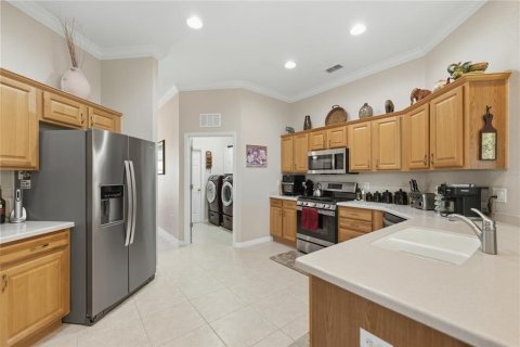 House in Ocala, Florida 3 bedrooms, 224.82 sq.m. № 2204514 - photo 12