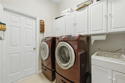 House in Ocala, Florida 3 bedrooms, 224.82 sq.m. № 2204514 - photo 26