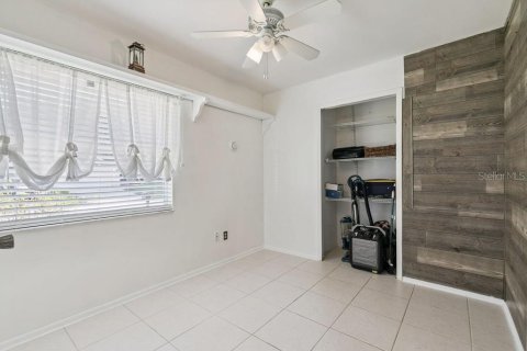Villa ou maison à vendre à Orlando, Floride: 4 chambres, 158.31 m2 № 2426003 - photo 18