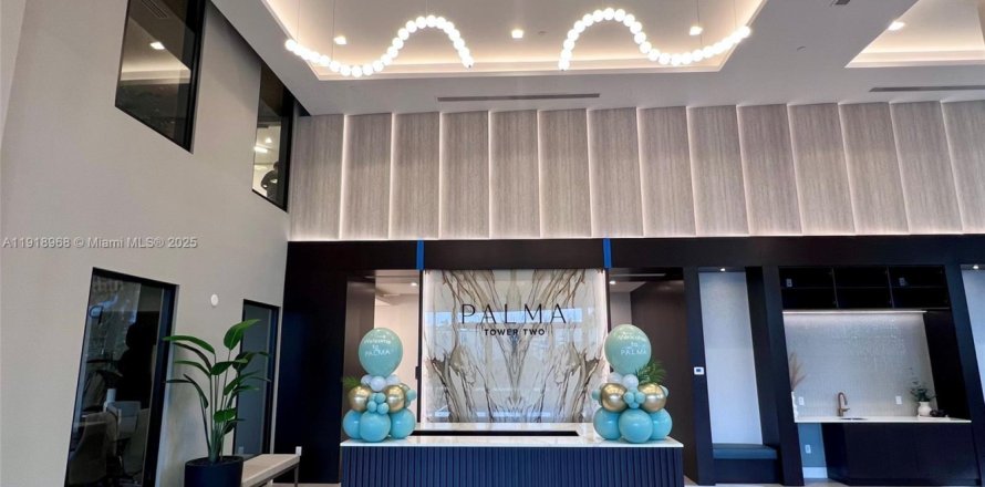 Квартира в Дорал, Флорида 2 спальни, 98.85м2 № 1973320