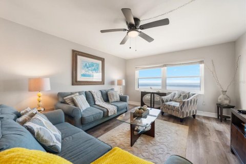 Condo in Clearwater, Florida, 2 bedrooms  № 2216296 - photo 10