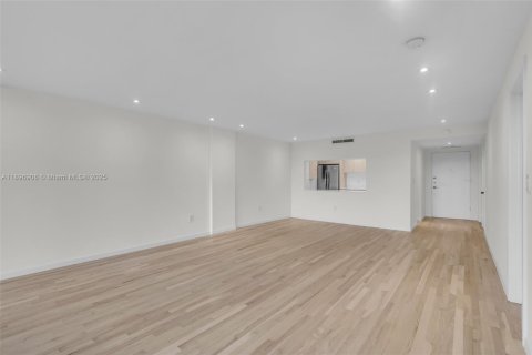 Copropriété à vendre à Key Biscayne, Floride: 1 chambre, 83.15 m2 № 1950779 - photo 6