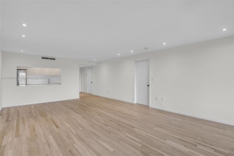 Copropriété à vendre à Key Biscayne, Floride: 1 chambre, 83.15 m2 № 1950779 - photo 3