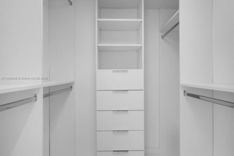 Copropriété à vendre à Key Biscayne, Floride: 1 chambre, 83.15 m2 № 1950779 - photo 18
