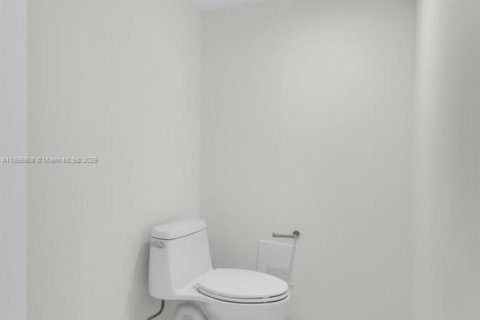 Copropriété à vendre à Key Biscayne, Floride: 1 chambre, 83.15 m2 № 1950779 - photo 16
