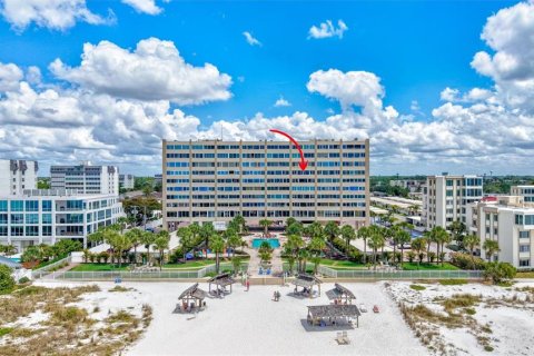 Condominio en venta en Sarasota, Florida, 2 dormitorios, 141.3 m2 № 2093289 - foto 3