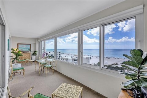 Condominio en venta en Sarasota, Florida, 2 dormitorios, 141.3 m2 № 2093289 - foto 11