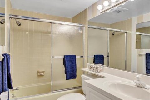 Condominio en venta en Sarasota, Florida, 2 dormitorios, 141.3 m2 № 2093289 - foto 28