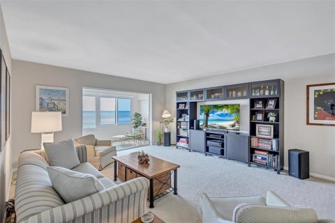Condominio en venta en Sarasota, Florida, 2 dormitorios, 141.3 m2 № 2093289 - foto 15