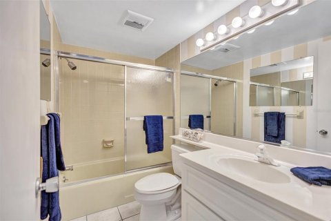Condominio en venta en Sarasota, Florida, 2 dormitorios, 141.3 m2 № 2093289 - foto 29