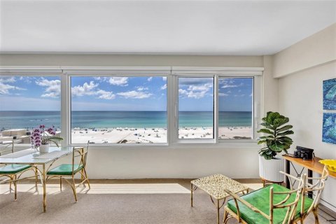 Condominio en venta en Sarasota, Florida, 2 dormitorios, 141.3 m2 № 2093289 - foto 10