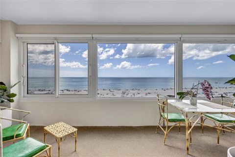 Condominio en venta en Sarasota, Florida, 2 dormitorios, 141.3 m2 № 2093289 - foto 14