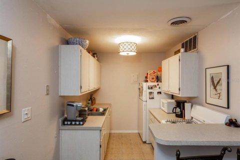 Copropriété à louer à Gainesville, Floride: 1 chambre, 53.33 m2 № 2092354 - photo 7